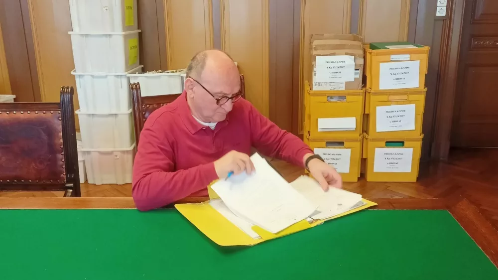 Dragan Vuković je vi&scaron;je sodnike prepričeval, da ni kriv in da bi ga morali oprostiti. Če ne, pa sodbo vsaj razveljaviti in odrediti novo sojenje. F Domen Mal/Žurnal24 