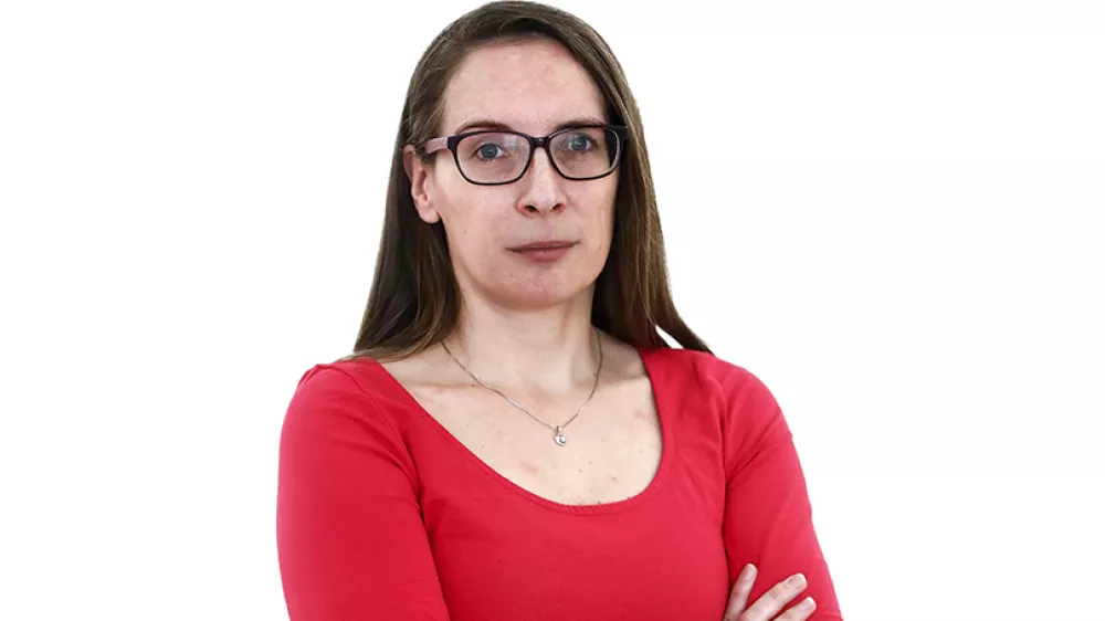 Vanja BrkićZA ONLINE - Redakcija Dnevnik 2024 - portreti za komentarje in kolumne - kolumnisti - komentatorji &ndash; novinarji - portret //FOTO: Luka Cjuha