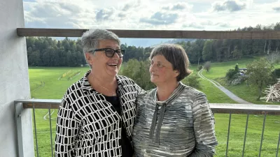 Dragica Rov&scaron;ček in Jana Lipu&scaron;ček, darovalka in prejemnica darovane ledvice, presaditev ledvic / Foto: Nika Ozebek