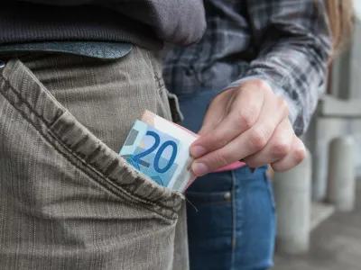 V sredi&scaron;ču Ljubljane: Specializirani za tatvine, tudi tujci kradejo tujcem