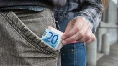 V središču Ljubljane: Specializirani za tatvine, tudi tujci kradejo tujcem