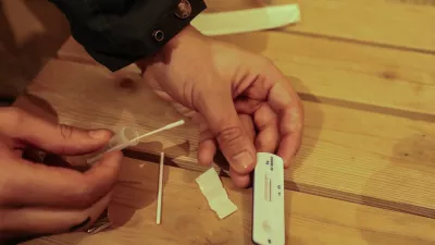 Koronavirusa je vedno več, pojavljajo se tudi druge okužbe. Kako ravnati?