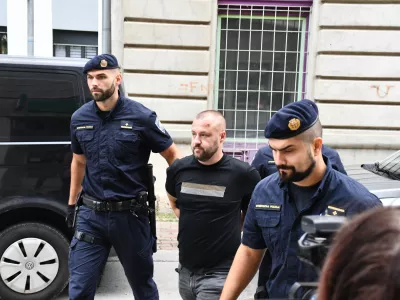 Osumljenega umora Zorana Grgića so danes prepeljali na zasli&scaron;anje na državno odvetni&scaron;tvo. FPixell
