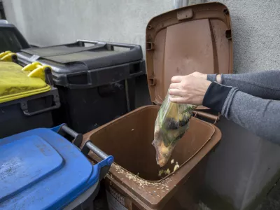 - 23.7.2018 - Komunalno podjetje Snaga, smetnjak, odpadki, smetiFoto: Matjaž Ru&scaron;t