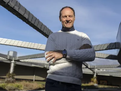 - 07.12.2022 - Jože Potrebuje&scaron;, glasbenik in skladatelj, ustanovni član glasbene skupine Čuki, //FOTO: Jaka GasarOPOMBA: Novoletni intervju Nedeljski dnevnik 2022