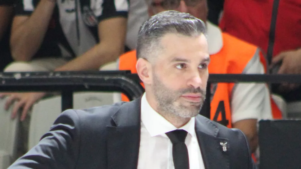 Du&scaron;an Alimpijević, Be&scaron;ikta&scaron;