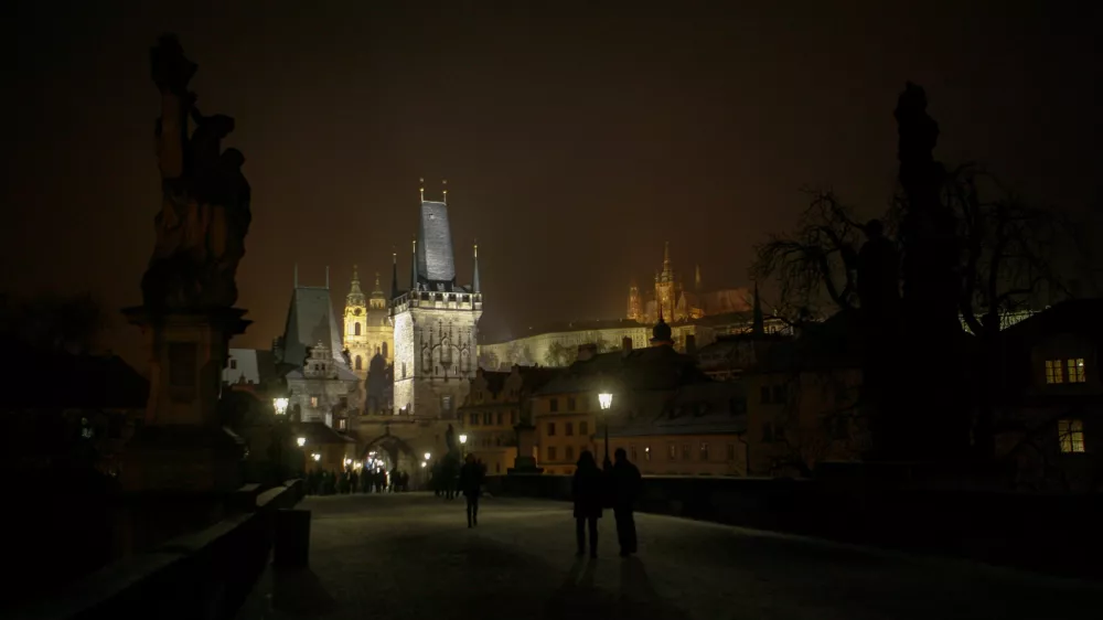 Ilustrativna fotografija, Praga, Karlov most//FOTO: Bojan Velikonja