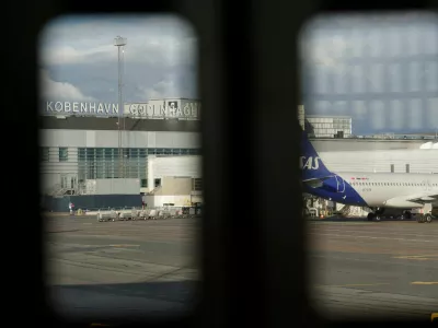 A SAS plane is parked on the tarmac of Copenhagen Airport in Copenhagen, Denmark September 29, 2025. REUTERS/Leonhard Foeger