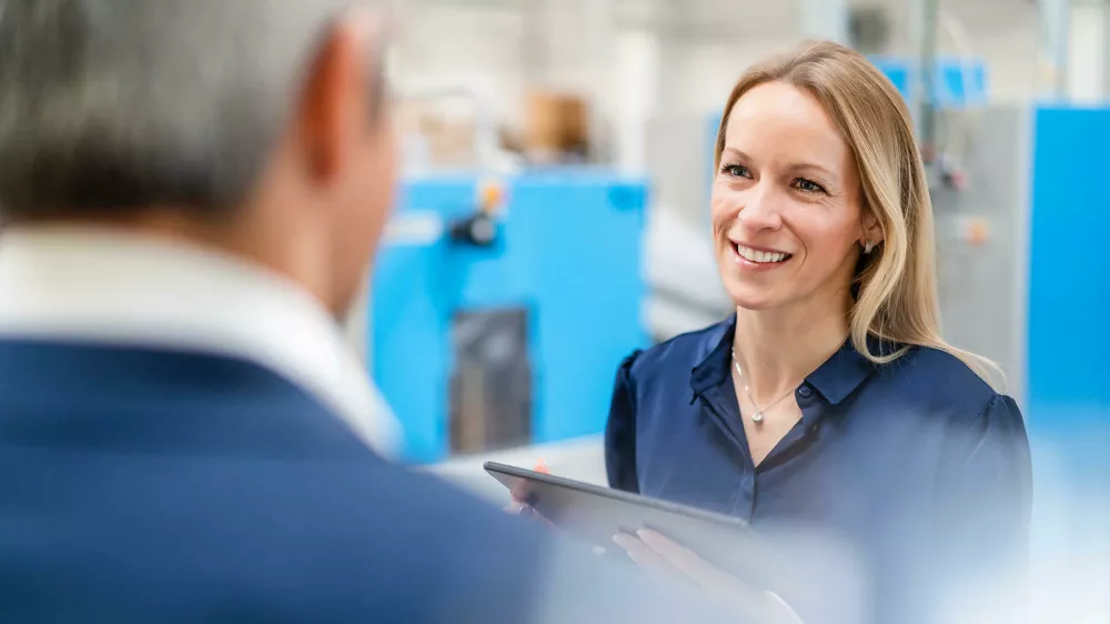 Družba Dun & B radstreet že od leta 1841 strankam in partnerjem pomaga rasti in dosegati izjemne rezultate skozi moč podatkov, analitiko in re&scaron;itve, ki jih poganjajo podatki. Preverite sodobne in inovativne re&scaron;itve podjetja Dun & Bradstreet za krepitev rasti na domačem in tujih trgih. (Foto: Dun & Bradstreet)