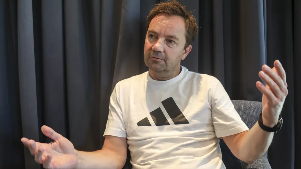 - 04.08.2022 - Roman Krajnik, trener najbolj&scaron;e svetovne &scaron;portne plezalke Janje Garnbret  //FOTO: Jaka Gasar