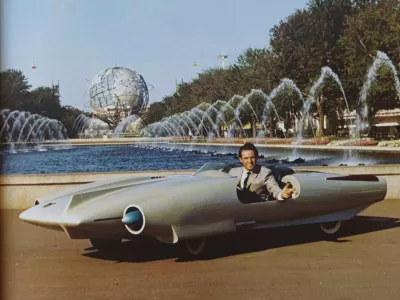 slovenski izumitelj Janko Bucik, kasneje John Bucci, inovator, oblikovalec avtov, doma s Kanalskega Vrha, živel v Ameriki avto 'La Trieste,' leto 1960 / Foto: Arhiv Johna Buccija