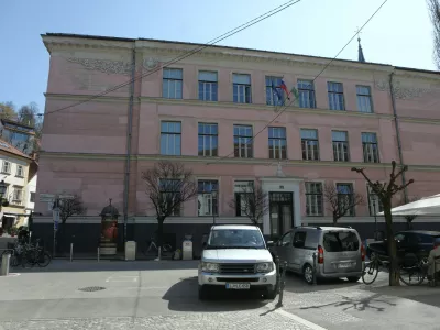 Prostora bo dovolj, težava so kadri