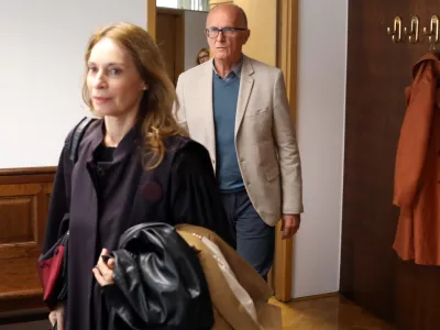 -Nekdanji ravnatelj Gimnazije in srednje &scaron;ole Kočevje Gregor Pečan, - 06.10.2025.- Sojenje v zadevi Gregor Pečan proti Gimnaziji in Srednji &scaron;oli Kočevje.//FOTO: Bojan Velikonja