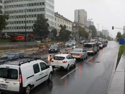 10.9.2025 - Podvoz Dunajska cesta - gradbi&scaron;če - črpanje vode VO KA - dež deževjeFoto: Luka Cjuha