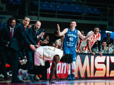 Crvena zvezda, Ioannis Sfairopoulos