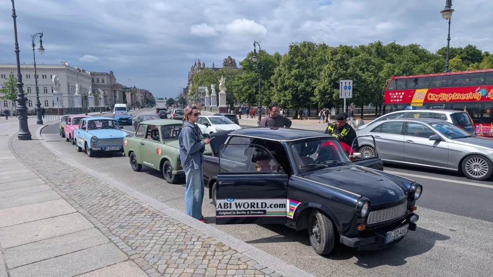 Trabant v Berlinu.