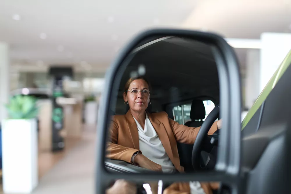 Simona Mavsar, direktorica pri Porscheju Slovenija: Za žensko je pot do cilja dalj&scaron;a