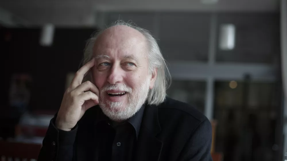 Laszlo Krasznahorkai, madžarski pisatelj - nagrajenec 29. mednarodnega literarnega festivala Vilenica 2014,  //FOTO: Luka CjuhaOPOMBA: ZA OBJAVO V PRILOGI &ndash; DNEVNIKOV OBJEKTIV - INTERVJU 2014.