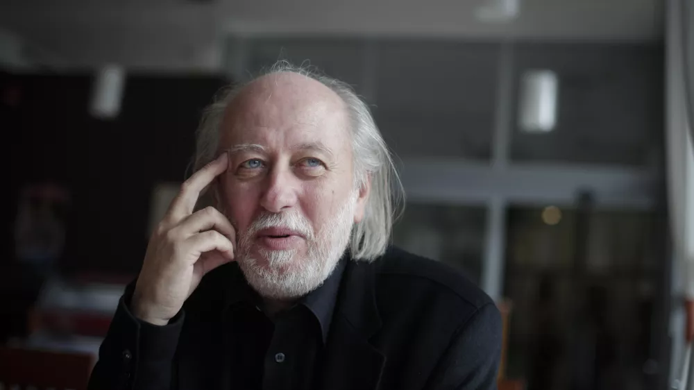 Laszlo Krasznahorkai, madžarski pisatelj - nagrajenec 29. mednarodnega literarnega festivala Vilenica 2014,  //FOTO: Luka CjuhaOPOMBA: ZA OBJAVO V PRILOGI &ndash; DNEVNIKOV OBJEKTIV - INTERVJU 2014.