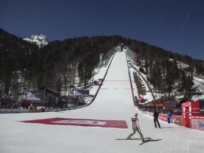 skakalnica - letalnica bratov Gori&scaron;ek - 19.03.2016 - Planica 2016. - FIS Finale svetovnega pokala v smučarskih skokih - ekipna tekma -  ///FOTO: Luka Cjuha.