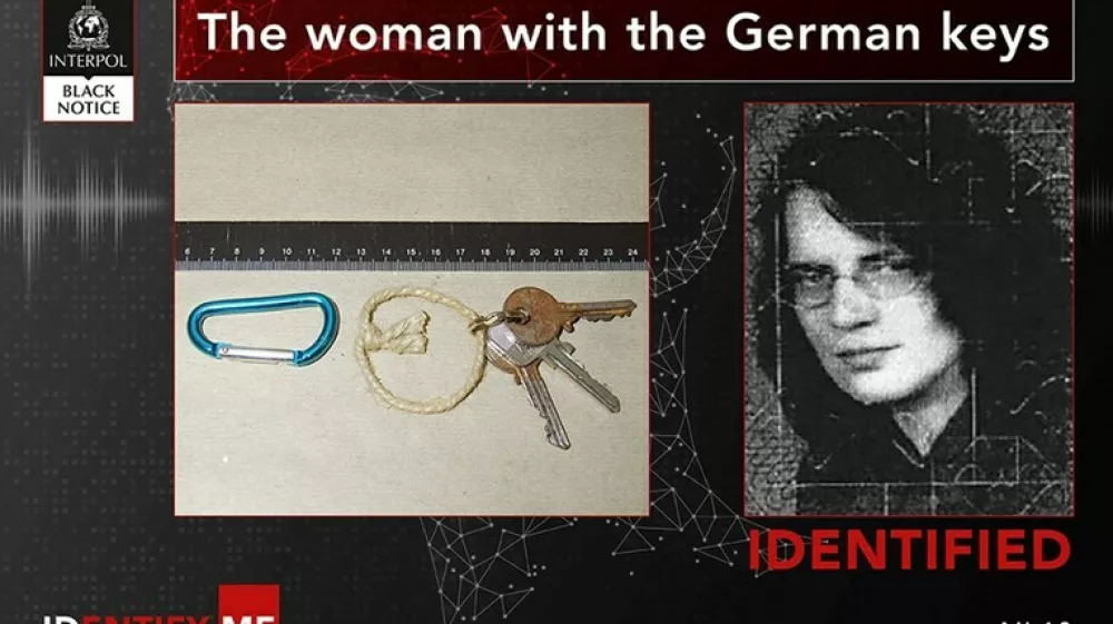 Več kot dve desetletji po odkritju trupla na nizozemski plaži so odkrili identiteto ženske z nem&scaron;kimi ključi. 