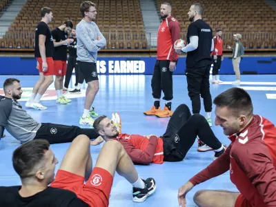 - 13.10.2025 - rokomet - novinarska konferenca Slovana iz Ljubljane pred torkovim začetkom nastopanja v skupinskem delu evropske lige - RK Slovan//FOTO: Jaka Gasar