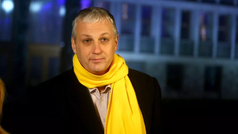 Ale&scaron; Primc, vodja Civilne iniciative za družino in pravice otrok in sovoditelj Koalicije za otroke gre!- - 20.12.2015 - referendum o noveli zakona o zakonski zvezi in družinskih razmerjih (ZZZDR-D) - Volivci so na referendumu 63,5 odstotki glasov zavrnili uveljavitev novele zakona, ki je izenačevala partnerske skupnosti. //FOTO: Bojan Velikonja