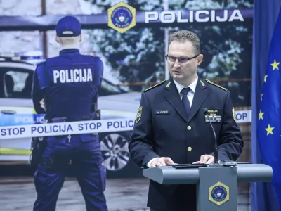 Damjan Petrič- 12.02.2025 - Policija je nagradila 66 izjemnih posameznikov, ki so v najrazličnej&scaron;ih okoli&scaron;činah pomagali re&scaron;evati življenja ljudi - podelitev, policija, hrabrost, požrtvovalnost, priznanja//FOTO: Jaka Gasar
