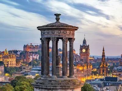 EasyJet je dolgoletno sodelovanje z ljubljanskim letali&scaron;čem nadgradil z novo linijo v Edinburg. F iStock