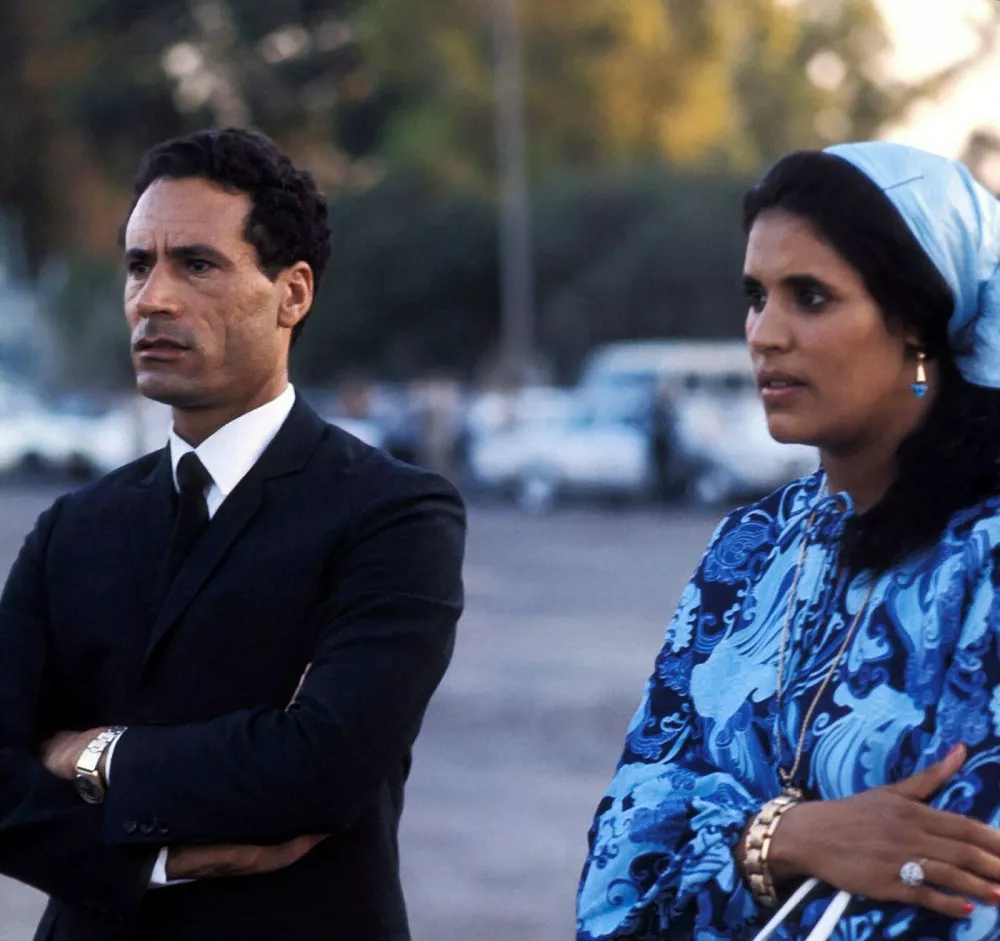 Image: 1029672952, License: Rights-managed, Restrictions: Usage restrictions: Advertising and promotion,Commercial electronic,Consumer goods,Direct mail and brochures,Indoor display,Internal business usage,Personal use, Model Release: no