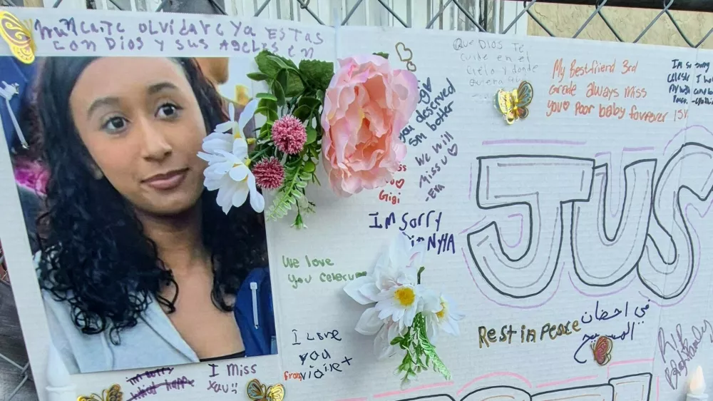 Po novici o smrti Celest Rivas Hernandez so njeni prijatelji, znanci in javnost na splo&scaron;no takole obeležili tragično smrt, o kateri pa &scaron;e vedno ni vseh odgovorov. / Foto: Profimedia