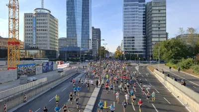 (FOTO) Na progah skoraj 20 tisoč tekačev, padlo že več rekordov