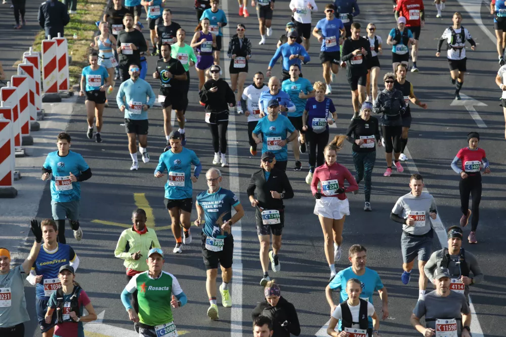 19.10.2025 - Ljubljanski maraton 2025 - tek - teka&scaron;ka prireditevFoto: Luka Cjuha