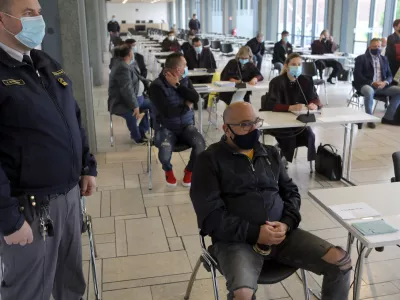 &ldquo;Krivi le zato, ker nismo beli, ampak črni&rdquo;