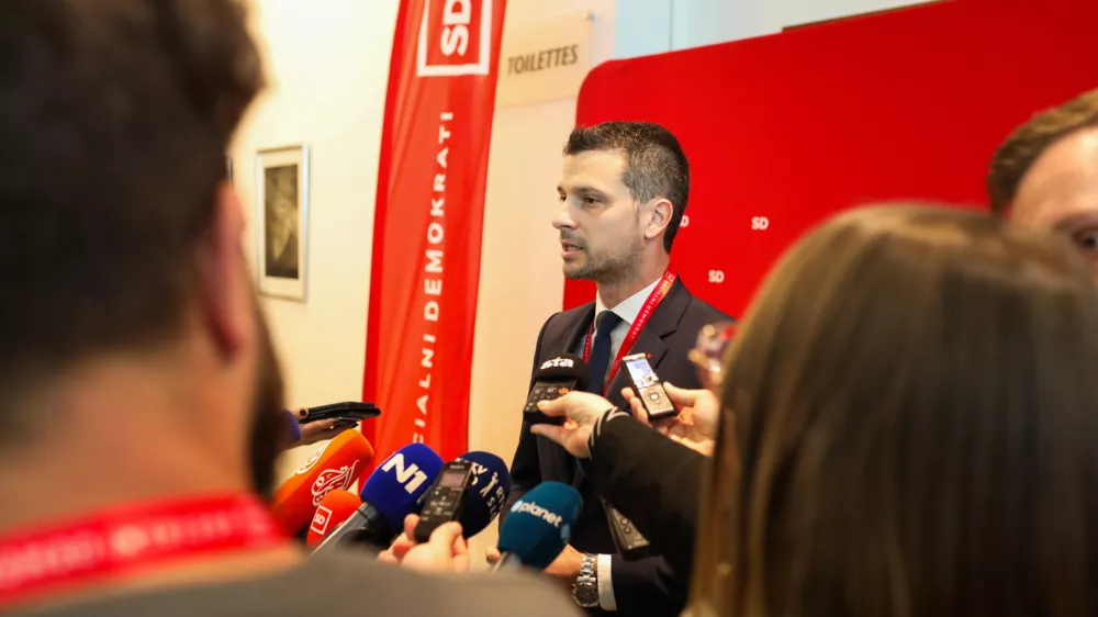 . Jani Prednik, kandidat za predsednika stranke.- 13.04.2024. Volilni kongres stranke SD, na katerem so delegati odločali o novem vodstvu in nadaljni poti socialne demokracije v Sloveniji.//FOTO: Bojan Velikonja