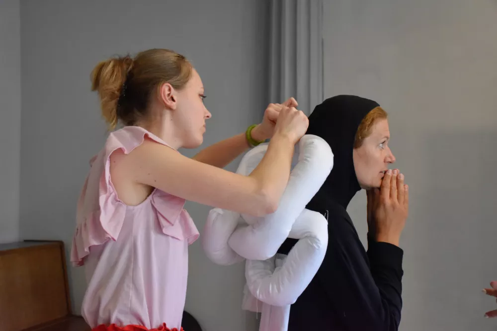 Pri oblikovanju Rina Gro&scaron;elj