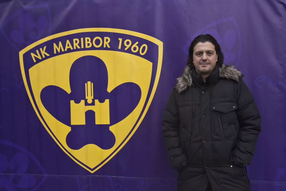 Zlatko Zahovič, &scaron;portni direktor - Nogometni klub NK Maribor //FOTO: Jaka AdamičOPOMBA: ZA OBJAVO V PRILOGI &ndash; DNEVNIKOV OBJEKTIV - INTERVJU 2011 / Foto: Jaka Adamič