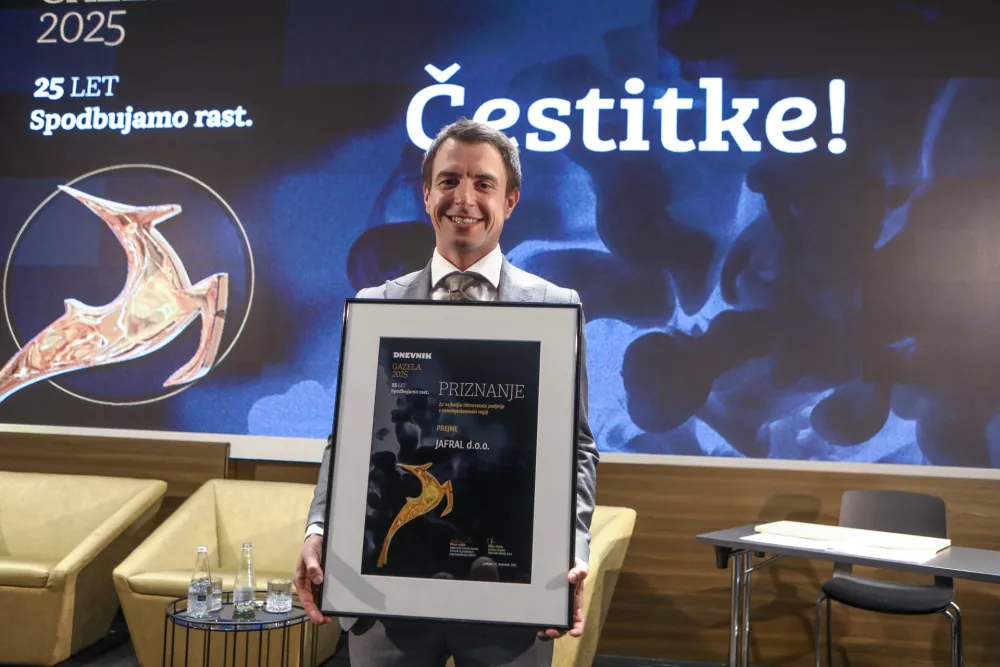 Jafral, Frenk Smrekar (zmagovalec)24.9.2025 - Gazela 2025 - Osrednjesloveska Gazela - Grand hotel Plaza - regijski izbor najbolj&scaron;ih najhitreje rastočih podjetij - razglasitev Osrednjeslovenske GazeleFoto: Luka Cjuha?