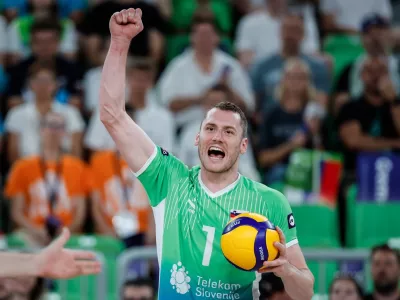 Tonček &Scaron;tern odbojka