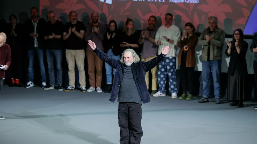  Ekipa filma Skriti ljudje tik po premieri v portoro&scaron;kem Avditoriju. Foto: Matjaž Ru&scaron;t