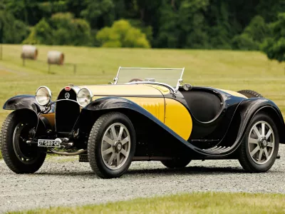 Bugatti type 55 (1931&ndash;1935): Umetnina na &scaron;tirih kolesih, izdelali so jih le 38