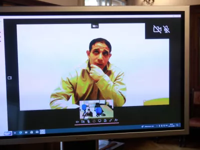 24.10.2025 - sodi&scaron;če, obtoženi Blekier Ayou, Tarza Tahir (čez cel ekran)Foto: Tomaž Skale