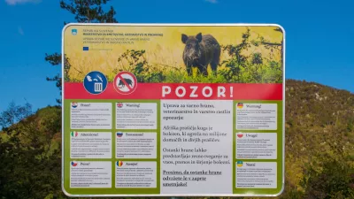 Afri&scaron;ka pra&scaron;ičja kuga prizadene tako domače kot tudi divje pra&scaron;iče. Ponekod so že postavili tak&scaron;ne table. 