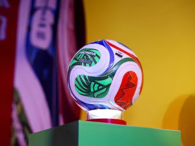The official ball of the 2026 FIFA World Cup named "Trionda" is displayed during a presentation event in Mexico City, Mexico, October 3, 2025. REUTERS/Luis Cortes