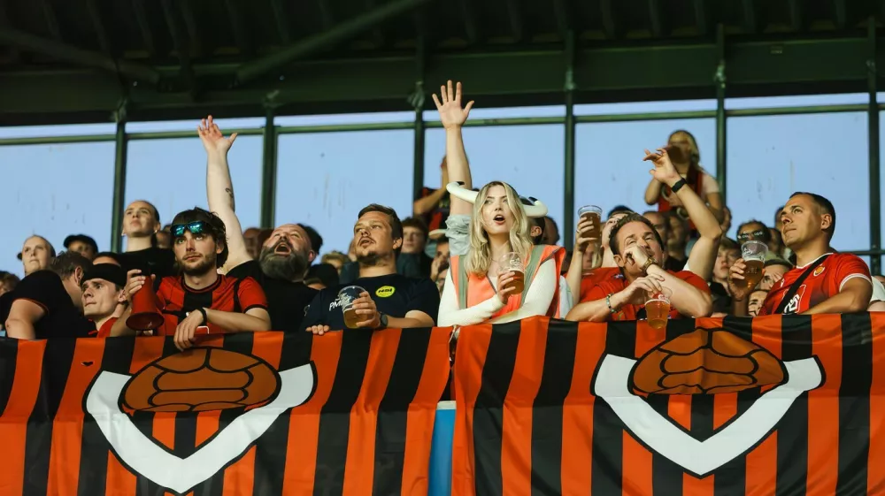 Broendby IF v Vikingur Reykjavik, UEFA Conference League qualification, Broendby, Denmark Broendby, Denmark. 14th, August 2025. Football fans of Vikingur Reykjavik seen on the stands at the UEFA Conference League qualification match between Broendby IF and Vikingur Reykjavik at Broendby Stadion in Broendby. Denmark, Brondby Copyright: xGonzalesxPhoto/DennisxJacobsenx,Image: 1029523331, License: Rights-managed, Restrictions: PUBLICATIONxNOTxINxDENxNORxFINxBEL, Model Release: no