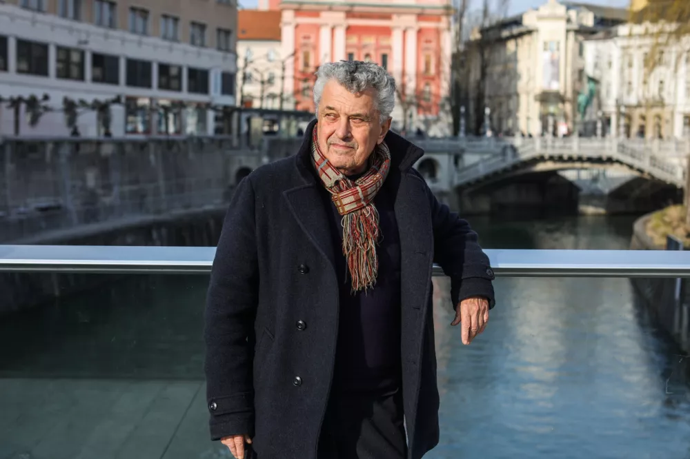 Zunanje ogla&scaron;evanje le z manj&scaron;imi kozmetičnimi popravki