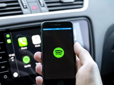 Spotify je vse bolj priljubljen tudi v avtomobilih. / Foto: Istock