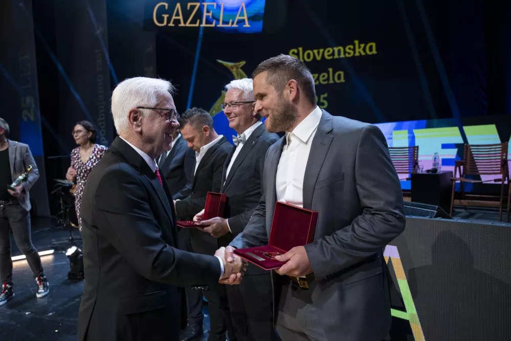 KLS LJUBNO - Mirko Stra&scaron;ek in ELEKTRO UGOV&Scaron;EK - Klemen Ugov&scaron;ek (Foto: Katja Kodba)