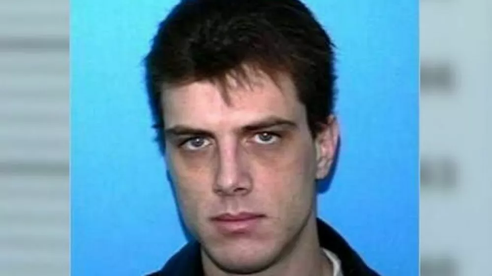 Chris Revak, verjetno serijski morilec