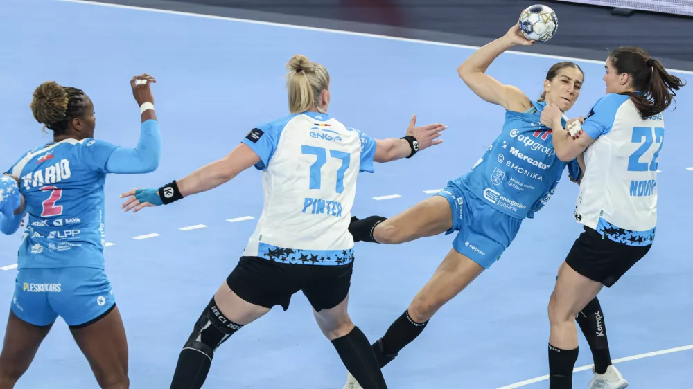 Ana Abina- 25.10.2025 - rokomet - liga prvakov za ženske - Krim Mercator: CSM Bukare&scaron;ta//FOTO: Jaka Gasar